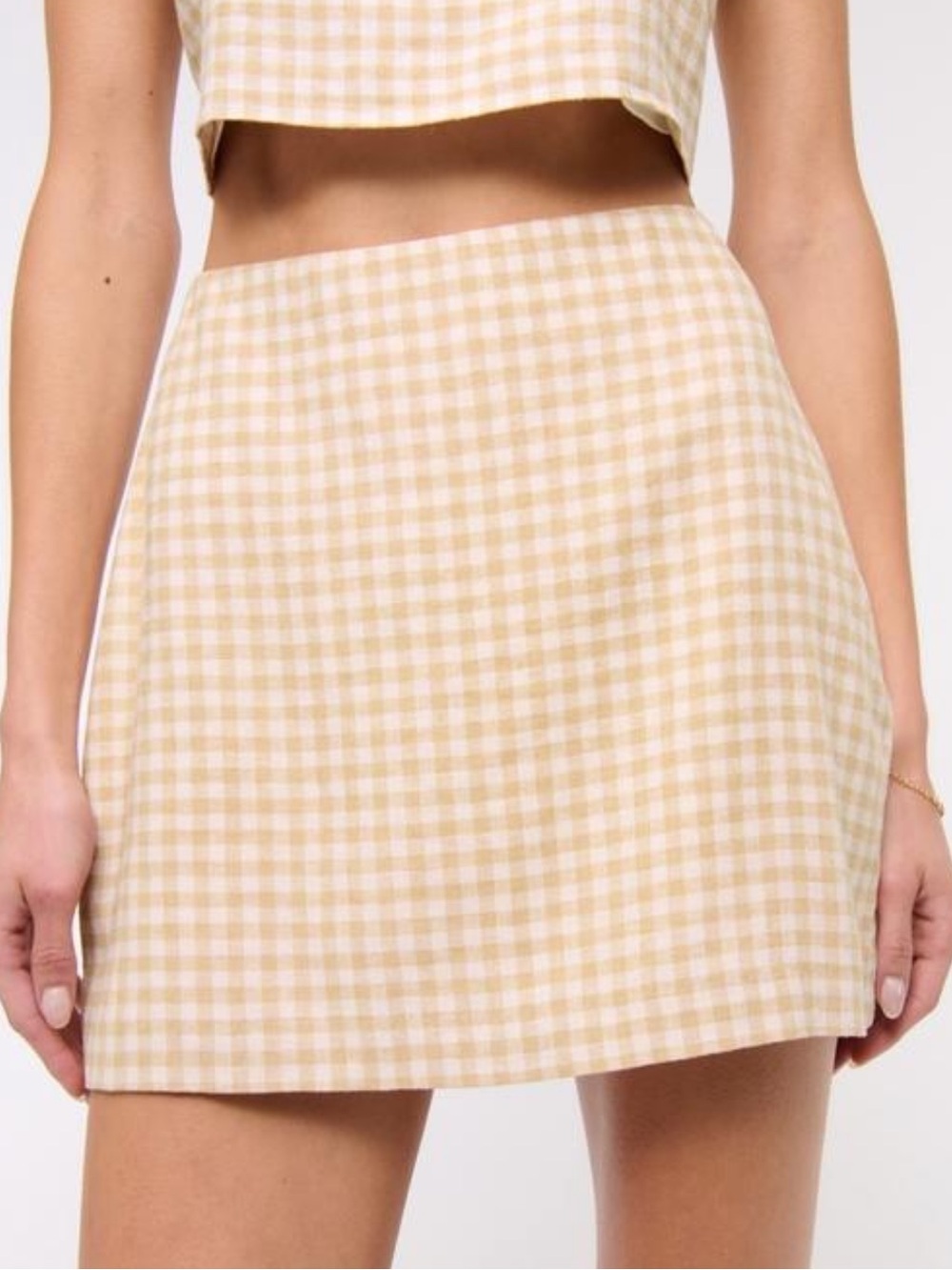 NWT Abercrombie & Fitch Gingham Mini Skort 🤎